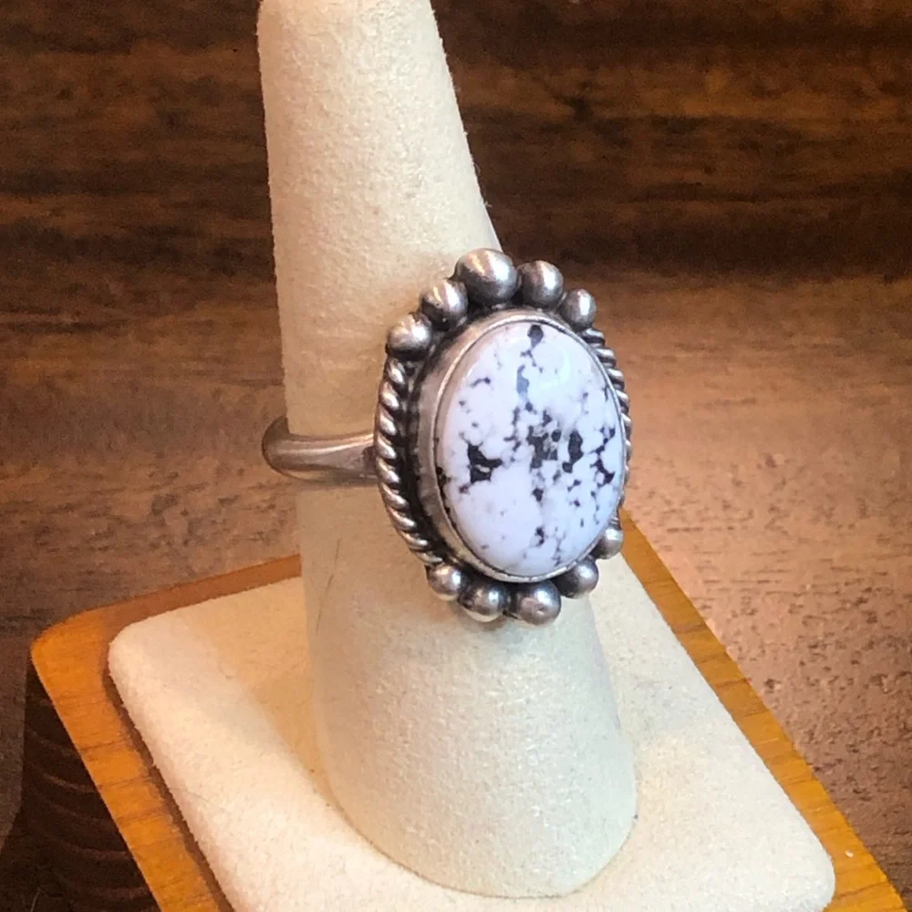 WHITE BUFFALO Turquoise Sterling Silver Cabochon Navajo Ring Size Adjustable - Picture 3 of 11